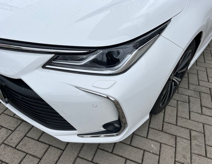 Toyota Corolla Sedan 1,5 l 92 kw