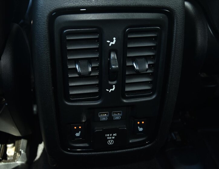 Dodge Durango SUV / Terénní 5,7 l 268 kw