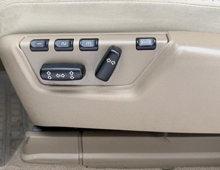 Volvo XC90 Kombi 2,4 l 147 kw