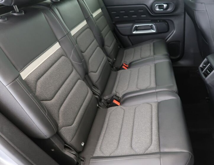 Citroën C5 Aircross SUV / Terénní 1,2 l 96 kw
