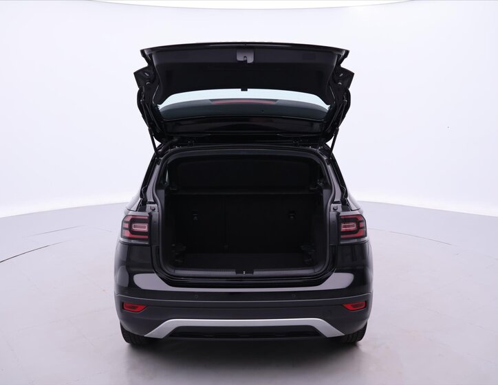 Volkswagen T-Cross 9