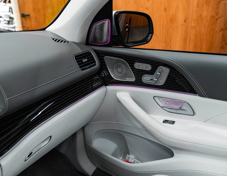 Mercedes-Benz GLS 16