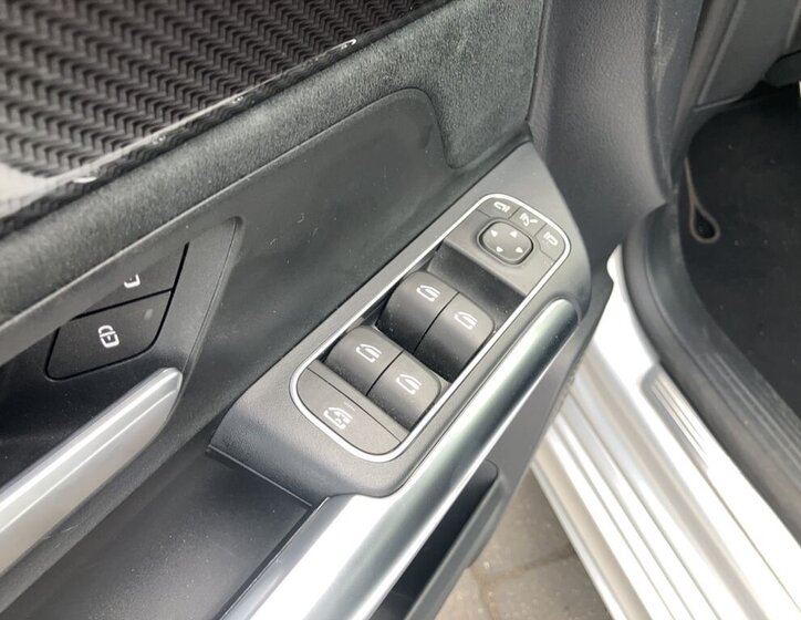 Mercedes-Benz Třídy B MPV 1,3 l 120 kw