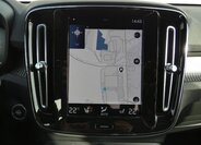 Volvo XC40 SUV / Terénní 2,0 l 145 kw
