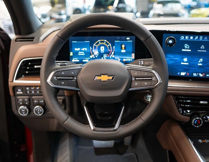 Chevrolet Suburban SUV / Terénní 6,2 l 313 kw