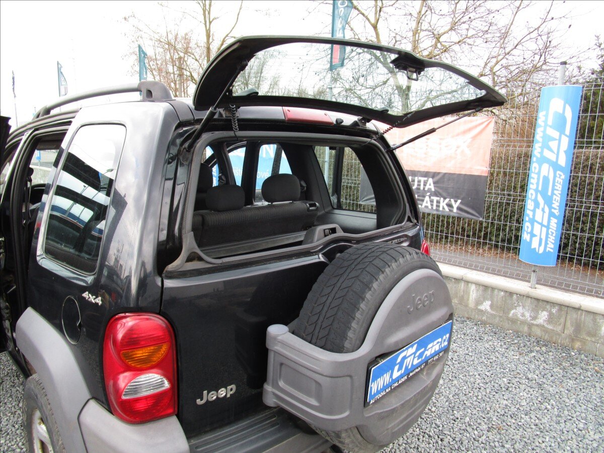 Jeep Cherokee Kombi 2,5 l 105 kw