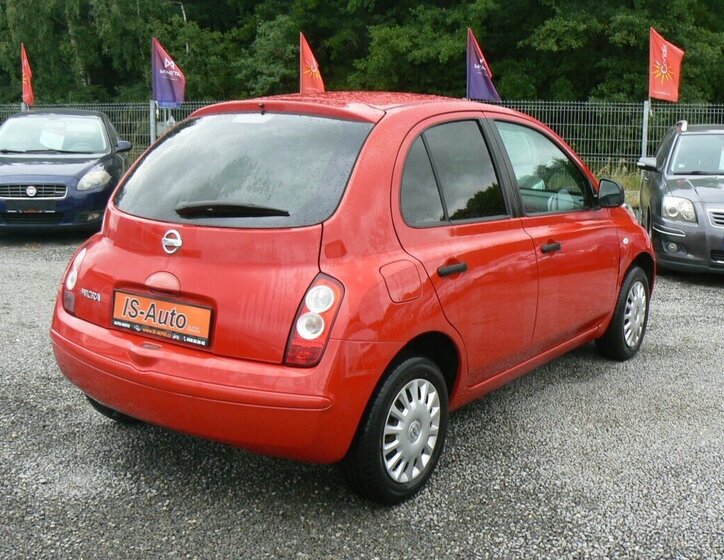 Nissan Micra 5