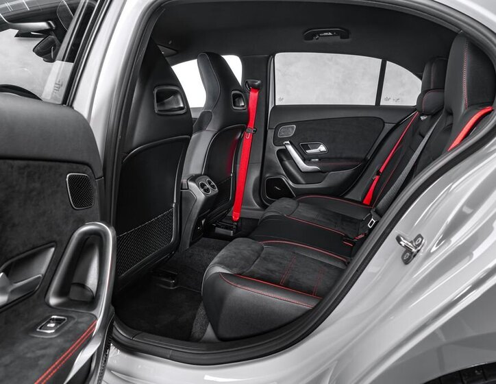 Mercedes-Benz Třídy A Hatchback 2,0 l 310 kw