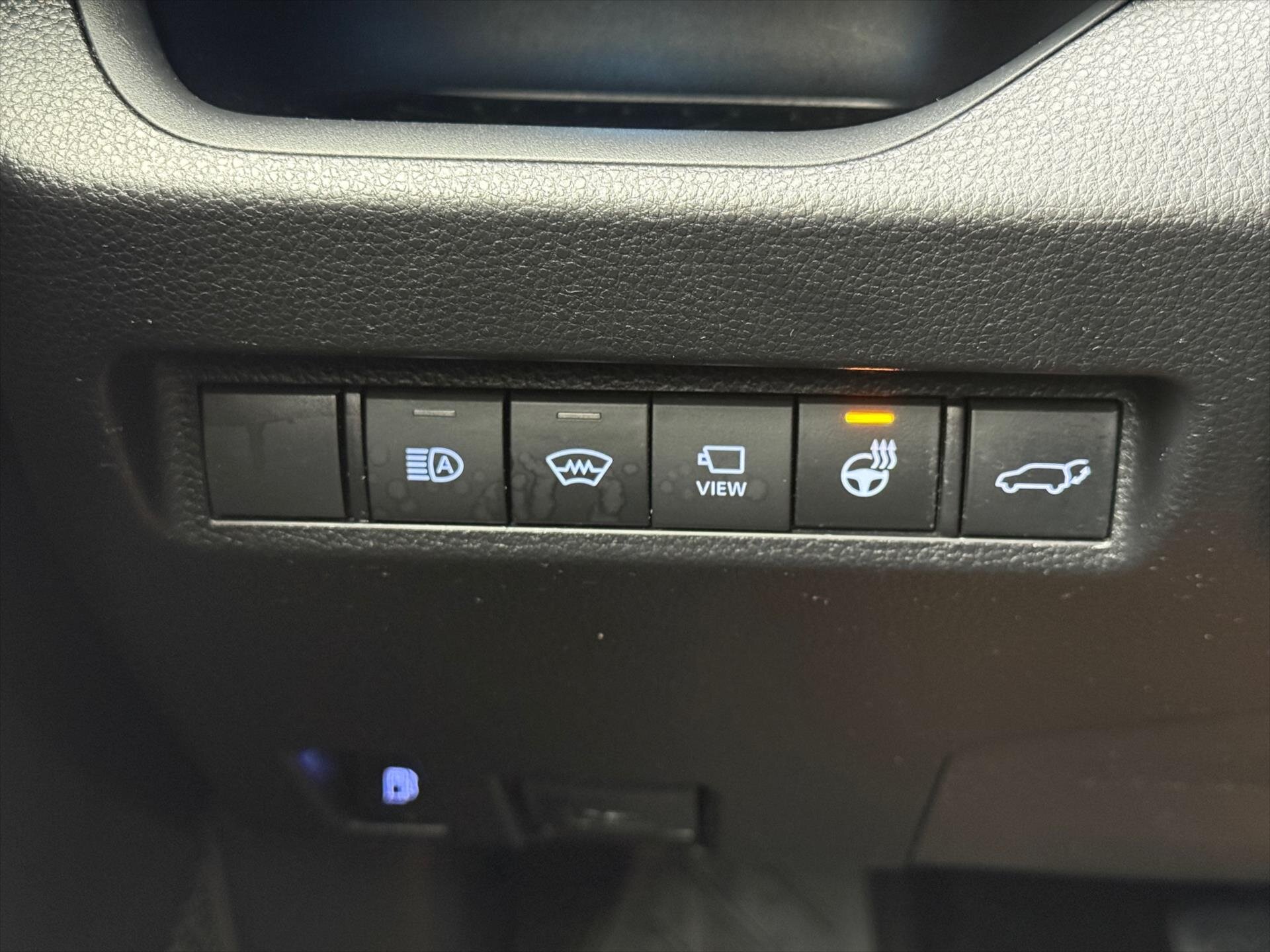 Toyota RAV4 SUV 2,5 l 131 kw