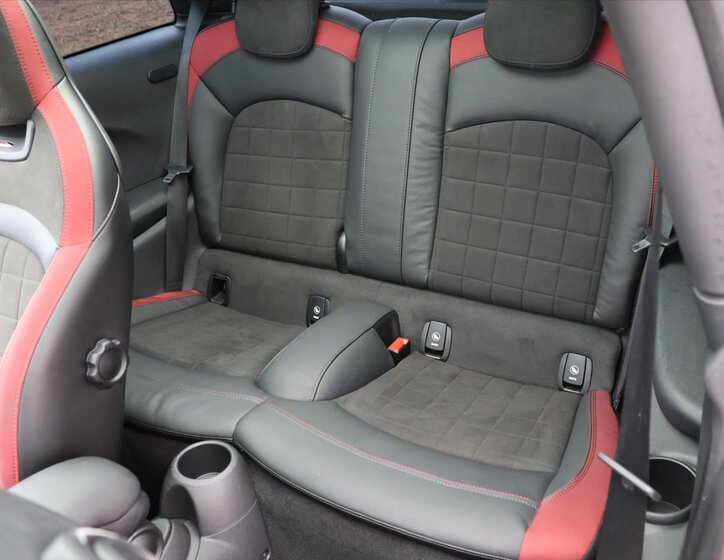 Mini Cooper Hatchback 2,0 l 170 kw