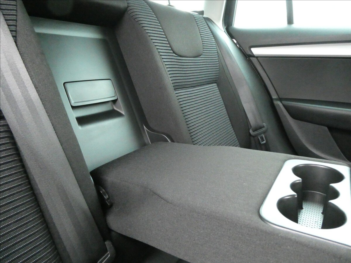 Škoda Octavia Kombi 1,6 l 77 kw