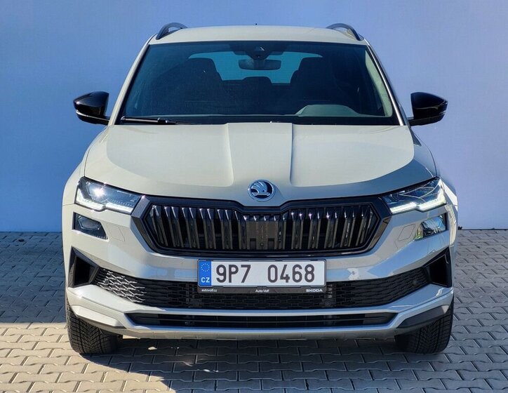 Škoda Karoq SUV / Terénní 1,5 l 110 kw