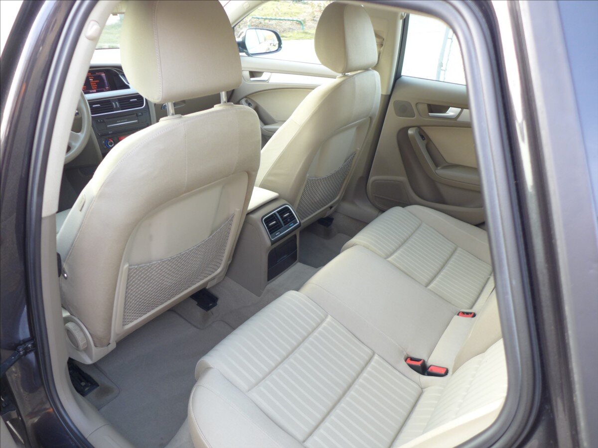 Audi A4 Kombi 2,0 l 105 kw