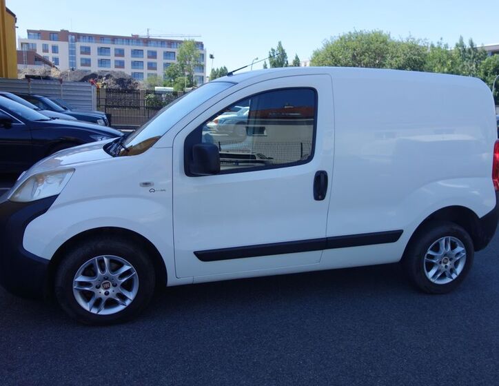 Peugeot Bipper 2