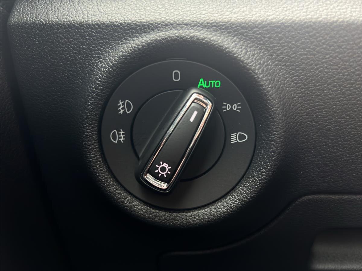 Škoda Scala Hatchback 1,5 l 110 kw