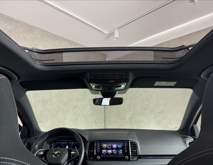 Škoda Karoq SUV / Terénní 2,0 l 85 kw