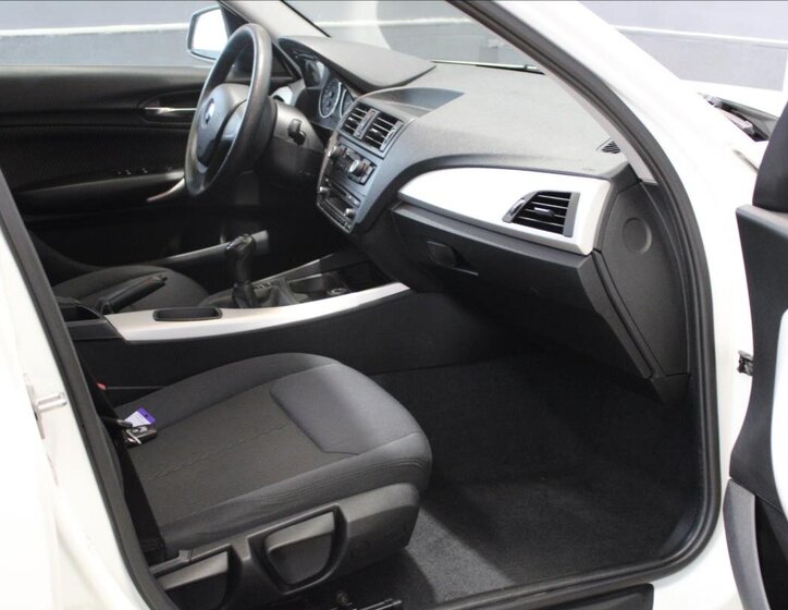 BMW Řada 1 Hatchback 2,0 l 105 kw