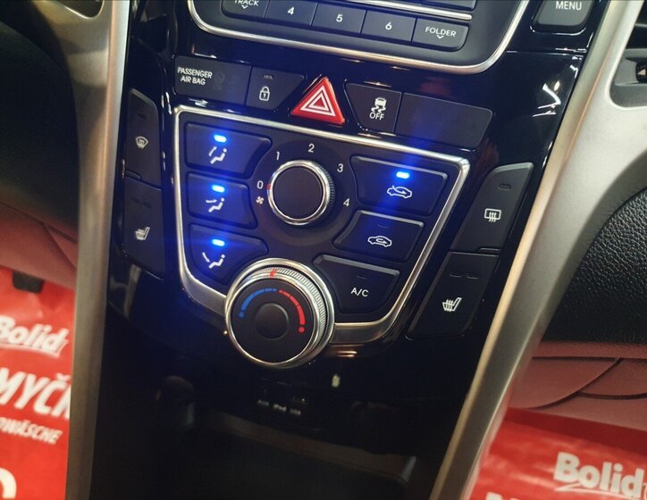 Hyundai i30 Kombi 1,6 l 88 kw