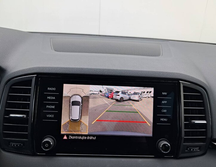 Škoda Karoq SUV / Terénní 1,5 l 110 kw