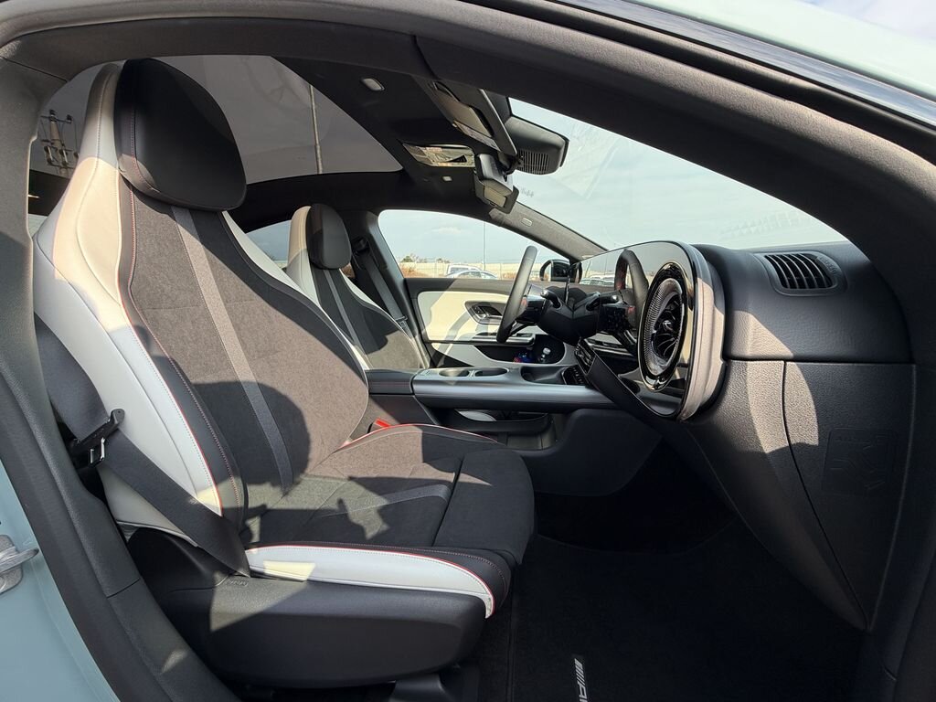 Mercedes-Benz CLA Sedan / Limuzína 1,5 l 120 kw