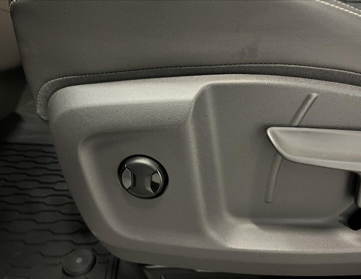 Volkswagen Multivan MPV 2,0 l 110 kw