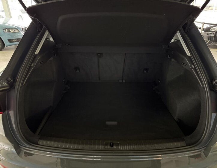 Audi Q3 SUV 2,0 l 110 kw