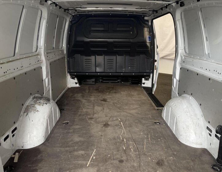 Mercedes-Benz Vito 19