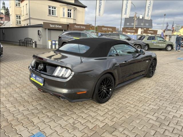 Ford Mustang Kabriolet 5,0 l 310 kw