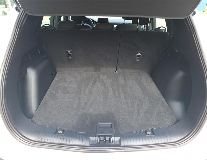 Ford Kuga SUV 2,5 l 165 kw