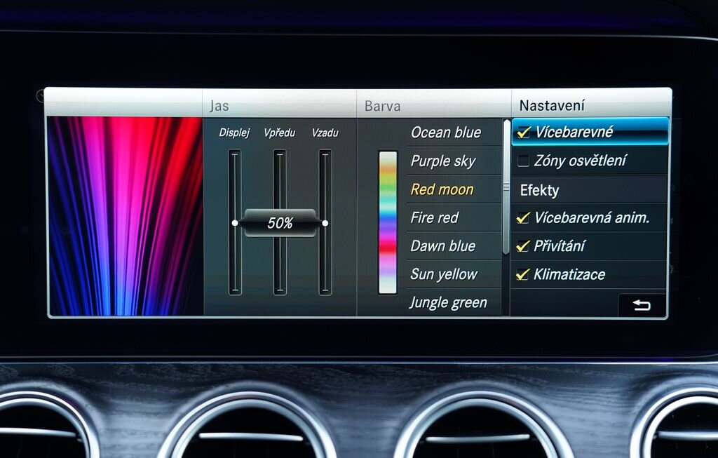 Mercedes-Benz Třídy E Sedan 2,0 l 143 kw