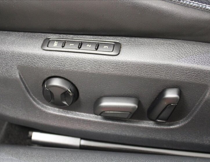 Škoda Superb Kombi 2,0 l 110 kw