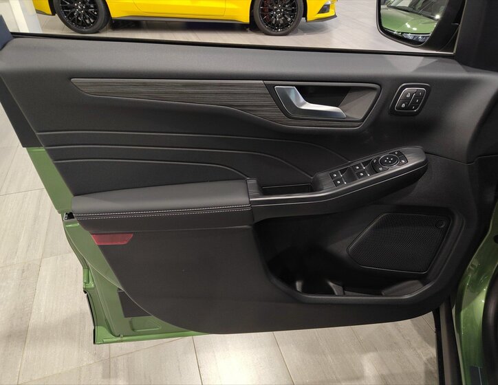 Ford Kuga SUV / Terénní 2,5 l 178 kw