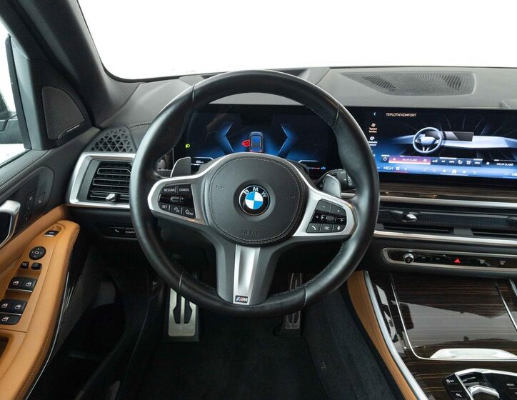 BMW X5 SUV 3,0 l 219 kw