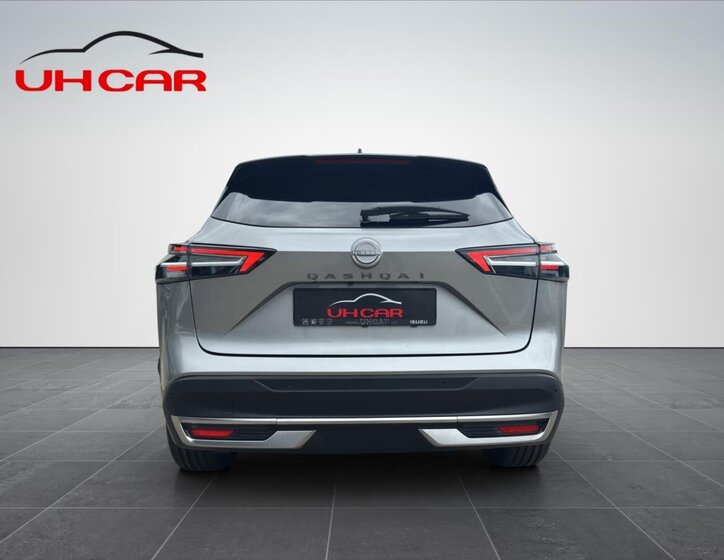 Nissan Qashqai SUV 1,3 l 116 kw