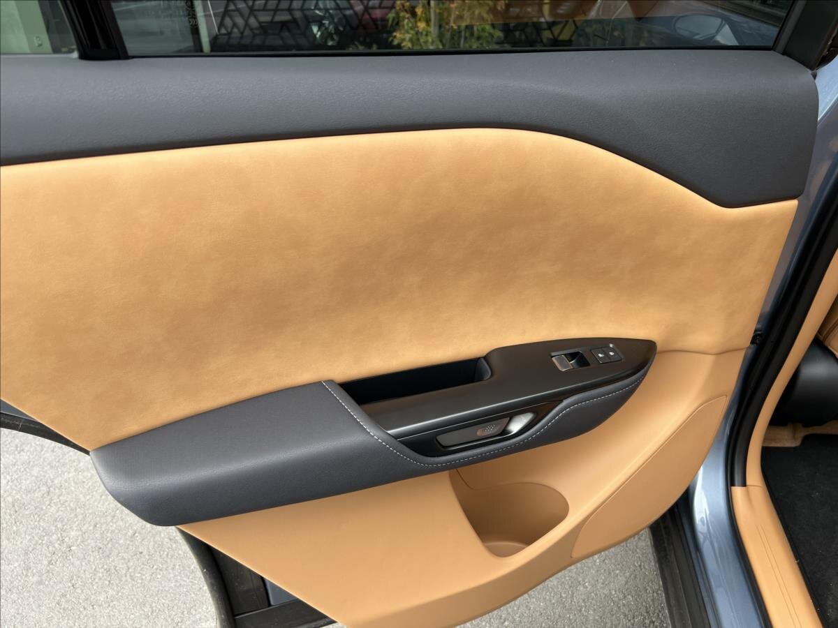 Lexus RZ 450e SUV / Terénní 0,0 230 kw