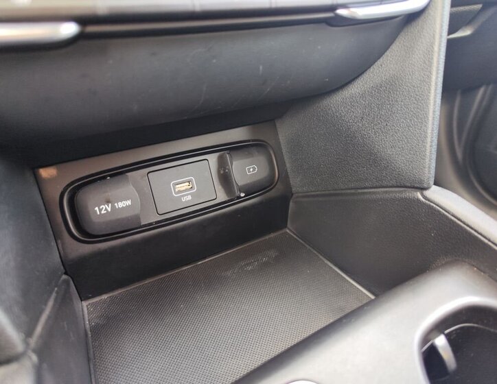 Hyundai Santa Fe SUV / Terénní 2,2 l 142 kw