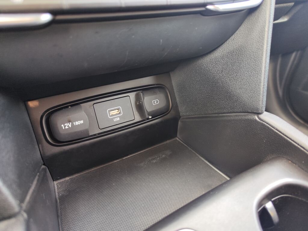 Hyundai Santa Fe SUV / Terénní 2,2 l 142 kw