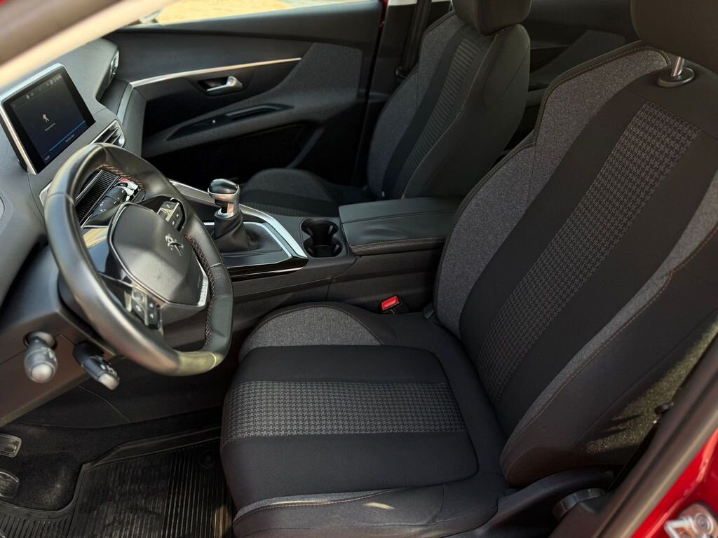 Peugeot 3008 SUV / Terénní 1,2 l 96 kw