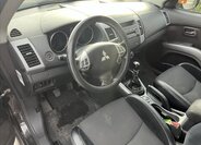 Mitsubishi Outlander 9