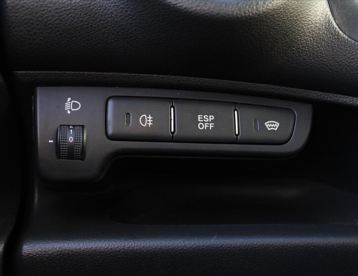 KIA Carens MPV 2,0 l 100 kw