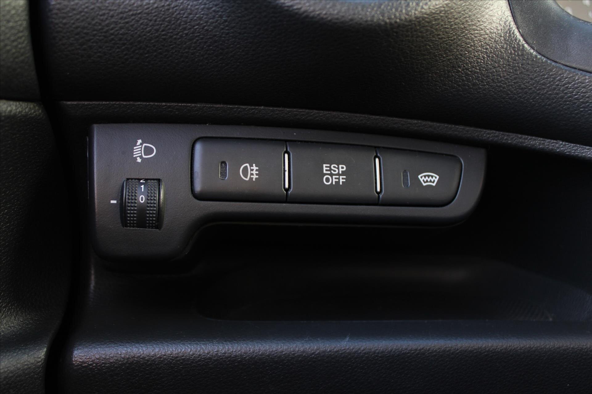 KIA Carens MPV 2,0 l 100 kw