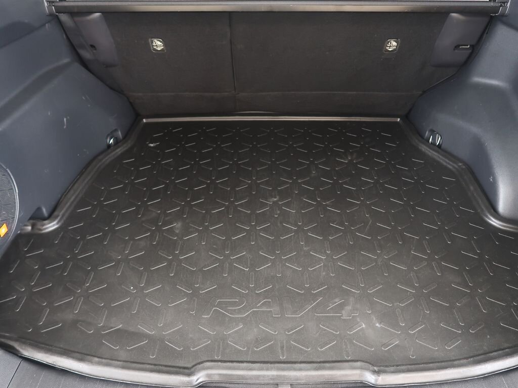 Toyota RAV4 SUV / Terénní 2,5 l 131 kw