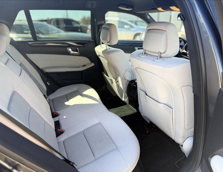 Mercedes-Benz Třídy E Kombi 2,1 l 150 kw