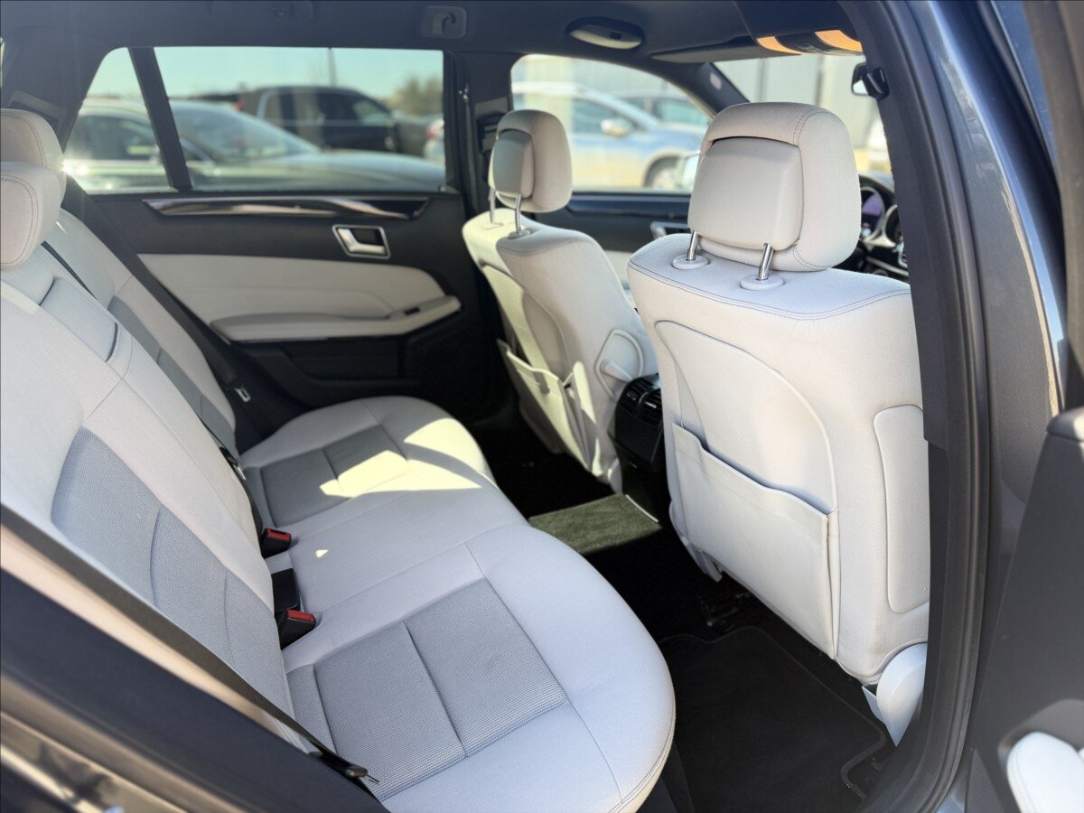 Mercedes-Benz Třídy E Kombi 2,1 l 150 kw