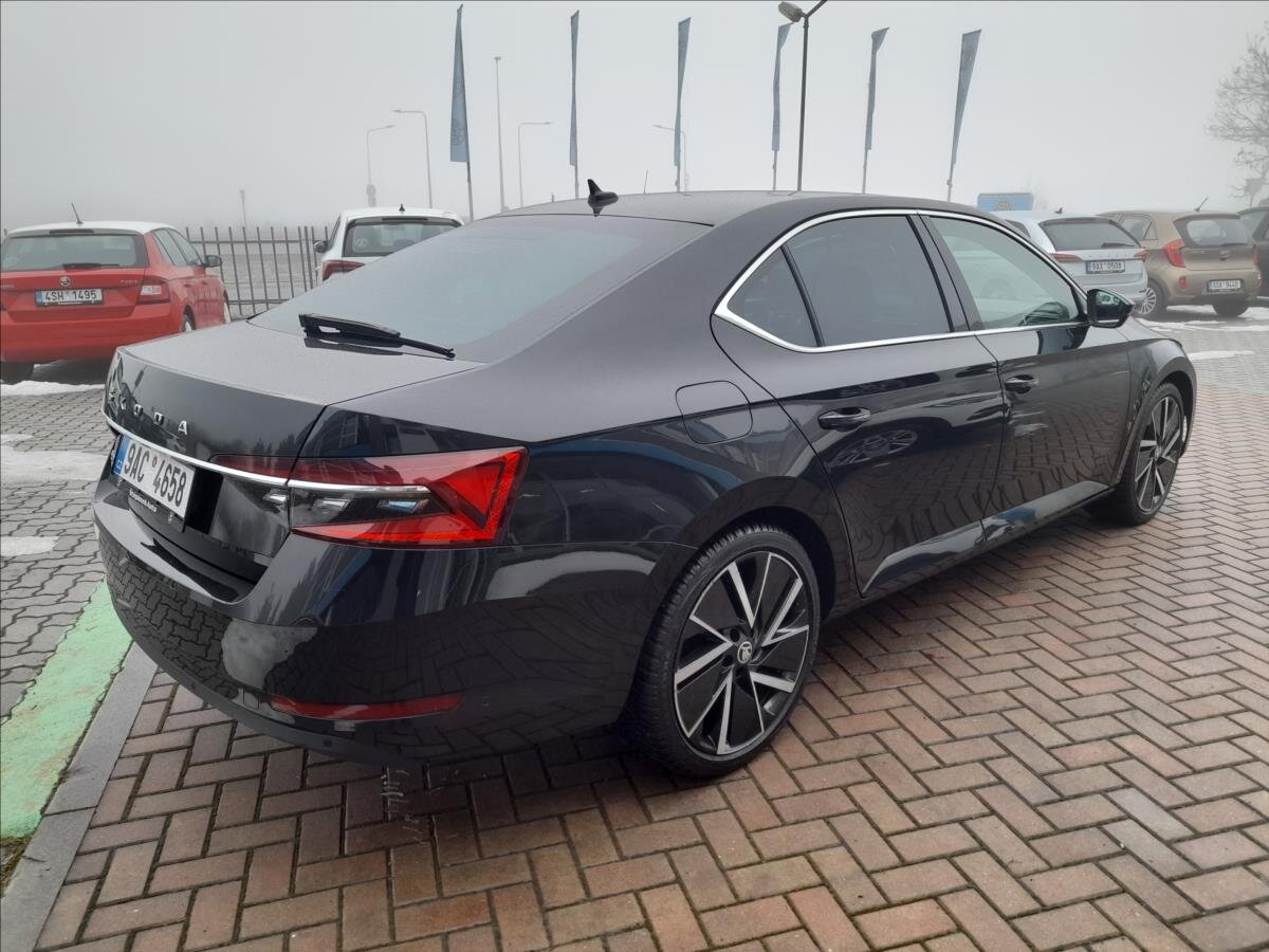Škoda Superb Liftback 2,0 l 110 kw