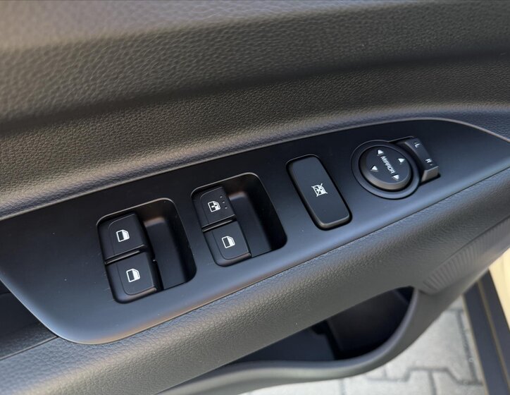 KIA Stonic SUV / Terénní 998,0 74 kw