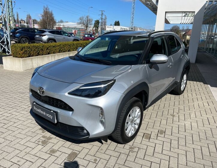 Toyota Yaris Cross SUV / Terénní 1,5 l 68 kw
