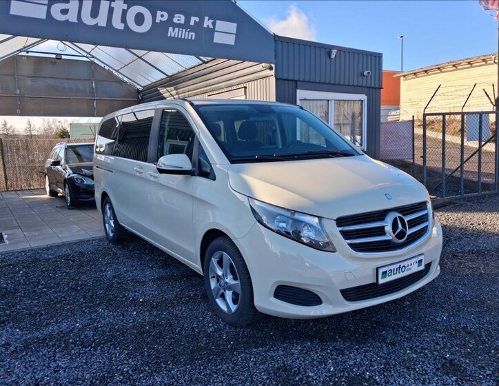 Mercedes-Benz Třídy V Kombi 2,1 l 120 kw