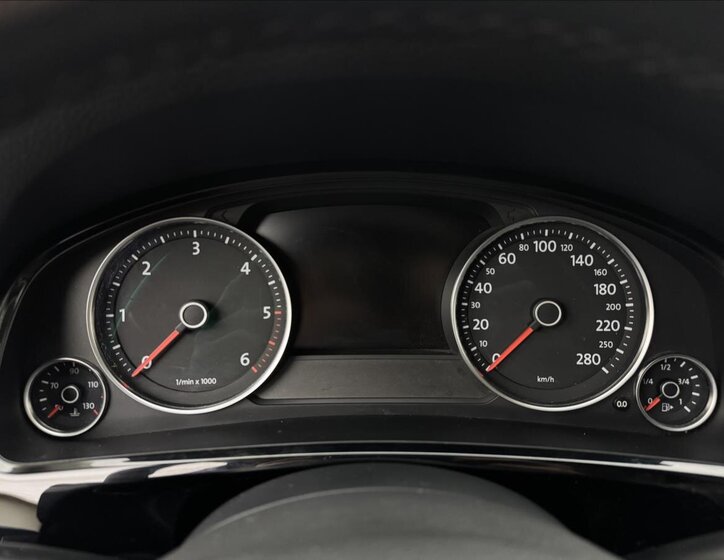 Volkswagen Touareg SUV / Terénní 3,0 l 193 kw
