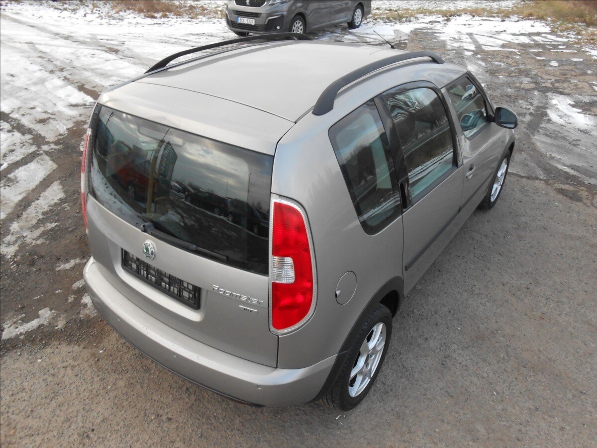 Škoda Roomster Kombi 1,4 l 63 kw